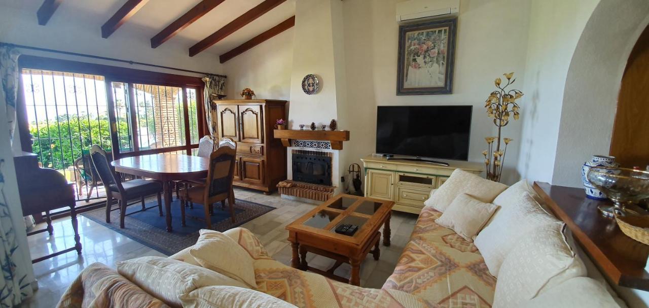 Sea View Villa With Pool, Near Beach In Calahonda, Marbella Area มิฮาส ภายนอก รูปภาพ