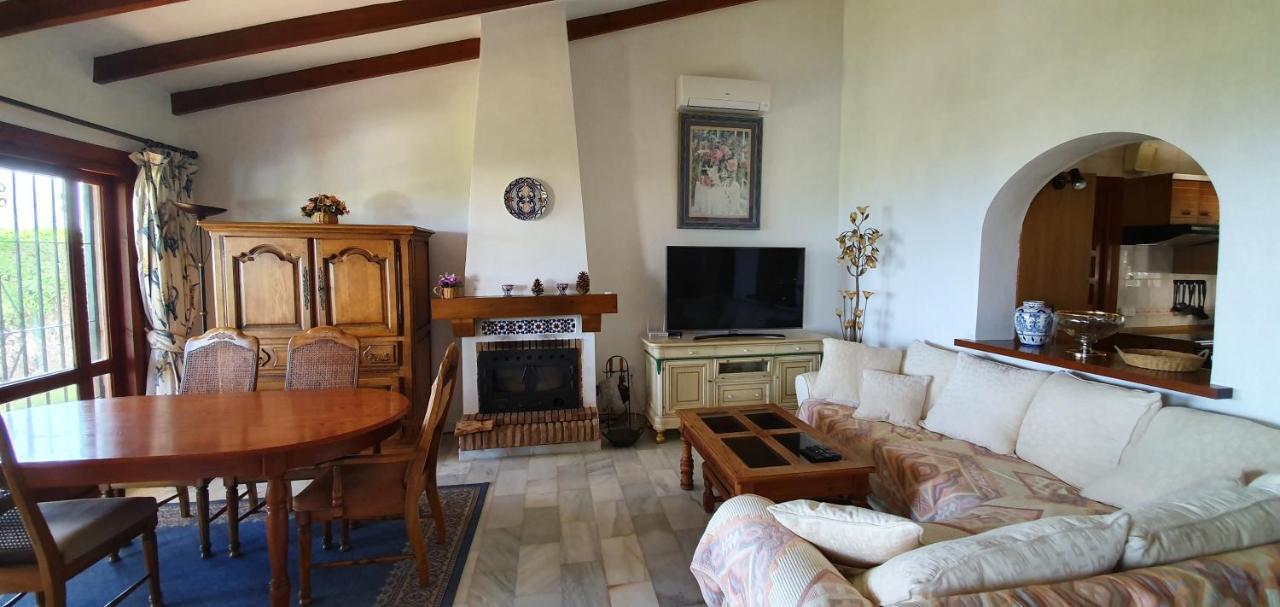 Sea View Villa With Pool, Near Beach In Calahonda, Marbella Area มิฮาส ภายนอก รูปภาพ