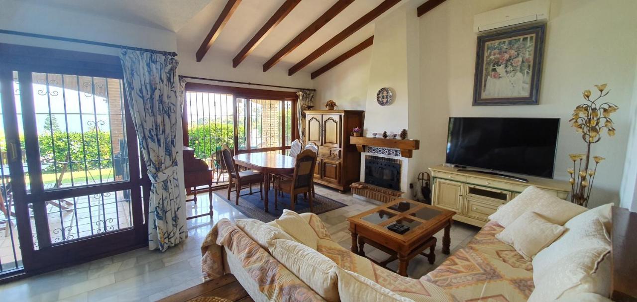 Sea View Villa With Pool, Near Beach In Calahonda, Marbella Area มิฮาส ภายนอก รูปภาพ